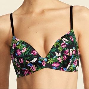 Victoria’s Secret 34C Wireless NWT So Obsessed Bra